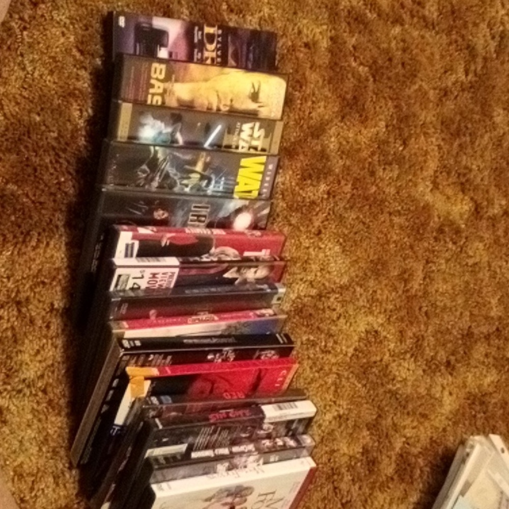 A big lot of 15 dvd movies